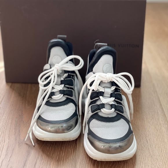LOUIS VUITTON ARCHLIGHT SNEAKERS - Picture 6 of 8